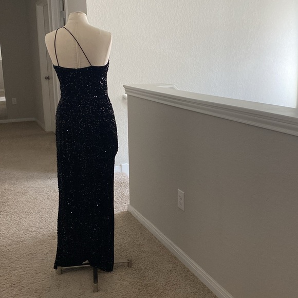 Beautiful evening gown size M lots of stretch comfy fully lined! NWOT perfect! - Picture 8 of 14